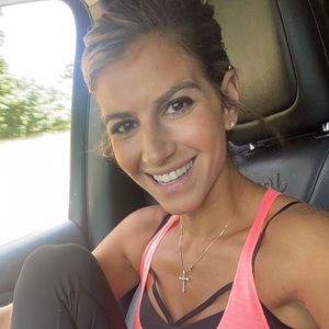 Meet your Posher, Marisa